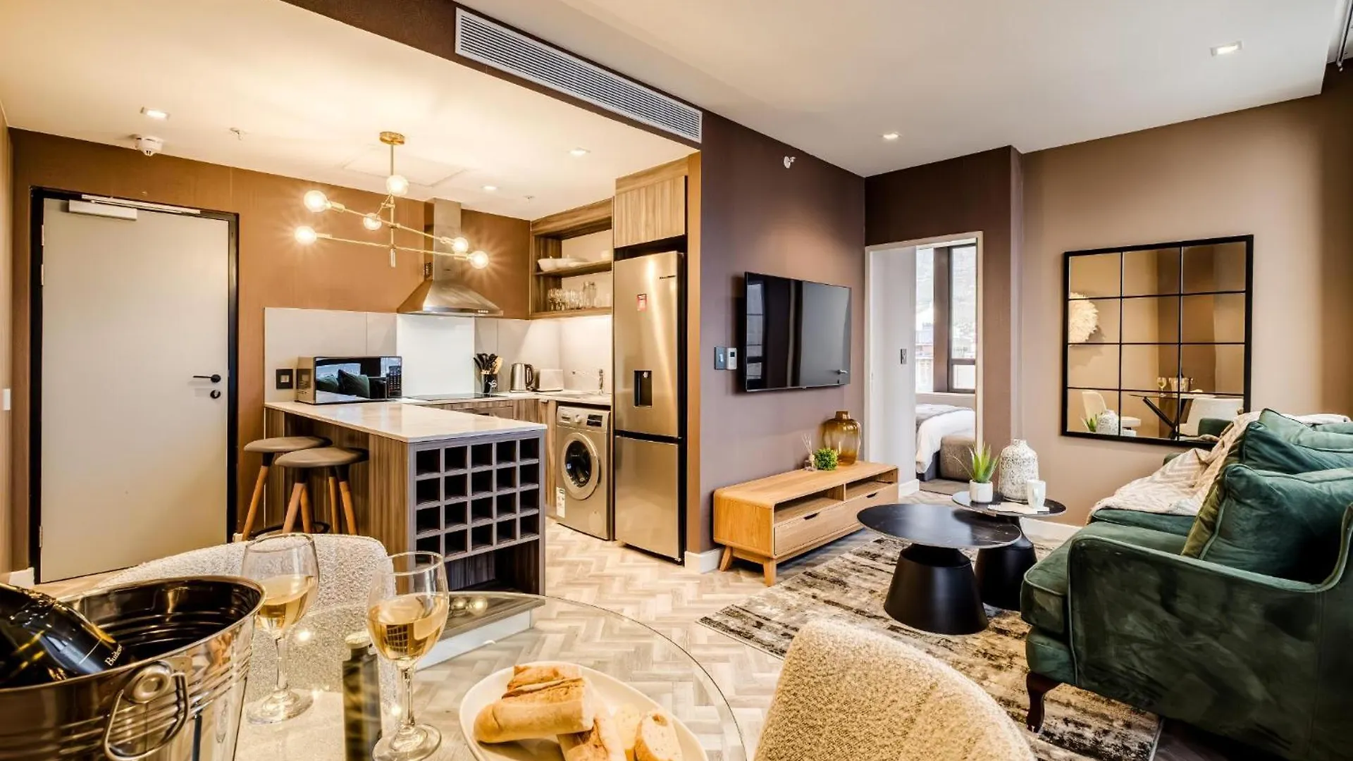 Trendy 1Bed Modern Apt Cape Town City Suite 1601 0*,  South Africa