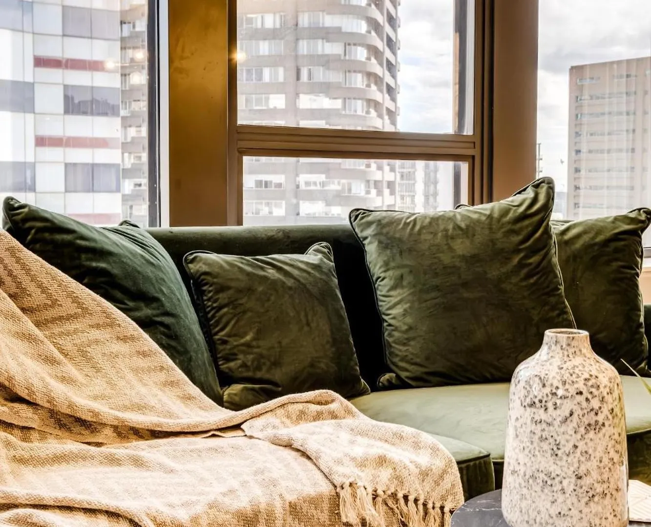 Trendy 1Bed Modern Apt Cape Town City Suite 1601 0*,  South Africa